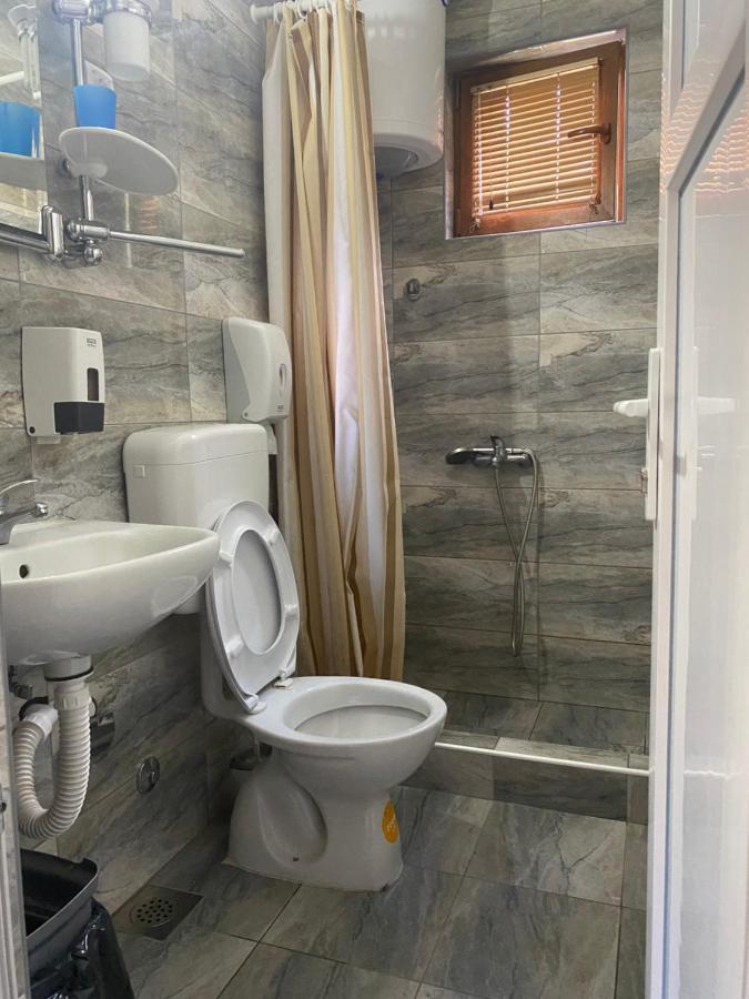 Apartmani Sastavci Т'єнтіште Екстер'єр фото